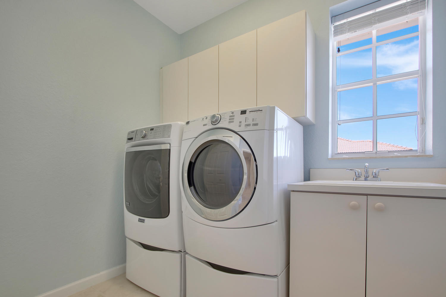 107 Via Azurra Jupiter, FL 33458 - Photo 20 of 23 107 Via Azurra Jupiter FL-large-021-1-La