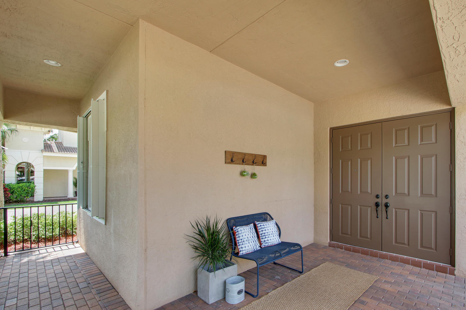 107 Via Azurra Jupiter, FL 33458 - Photo 2 of 23 107 Via Azurra Jupiter FL-large-002-4-Fr