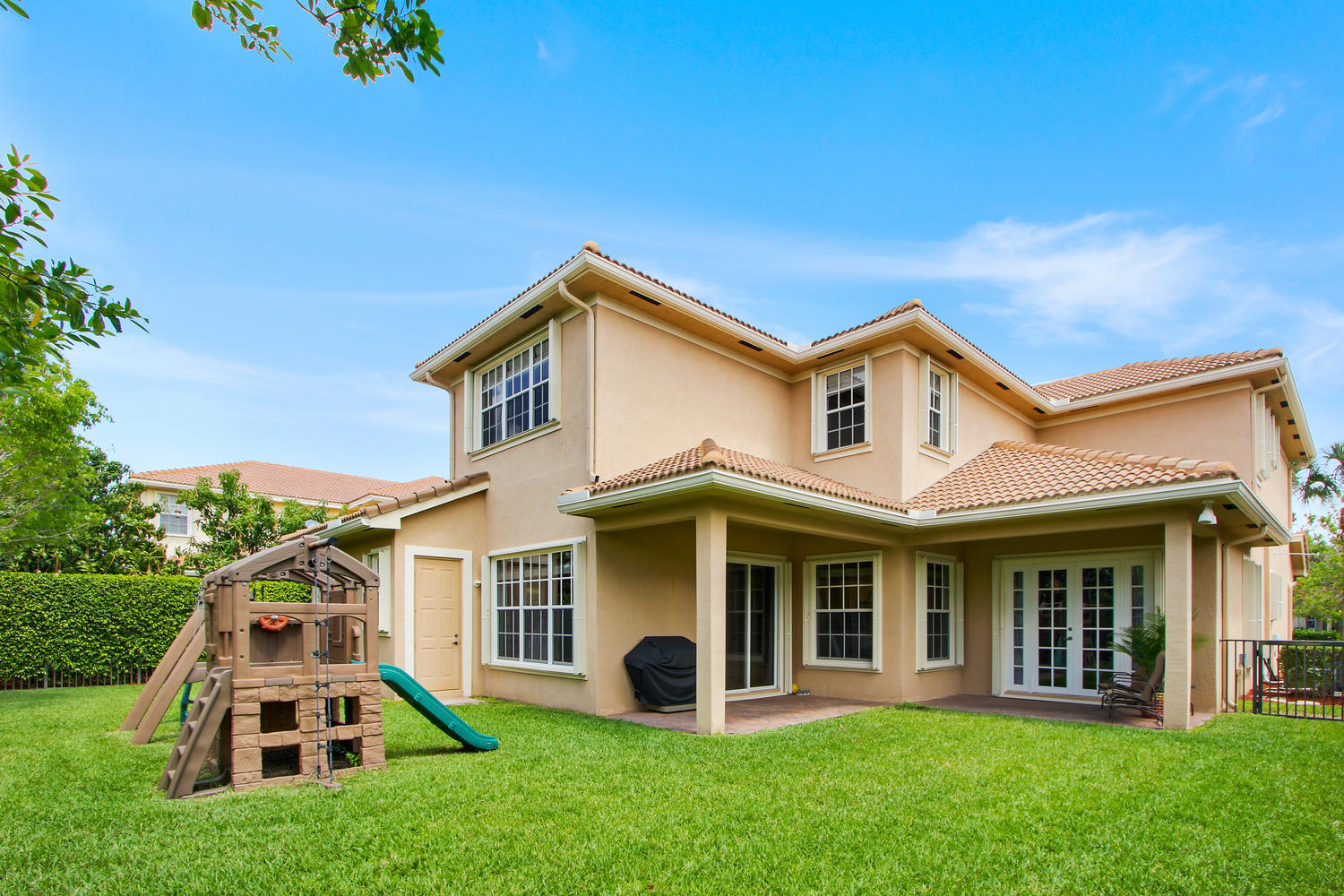 107 Via Azurra Jupiter, FL 33458 - Photo 23 of 23 107 Via Azurra Jupiter FL-large-024-16-B