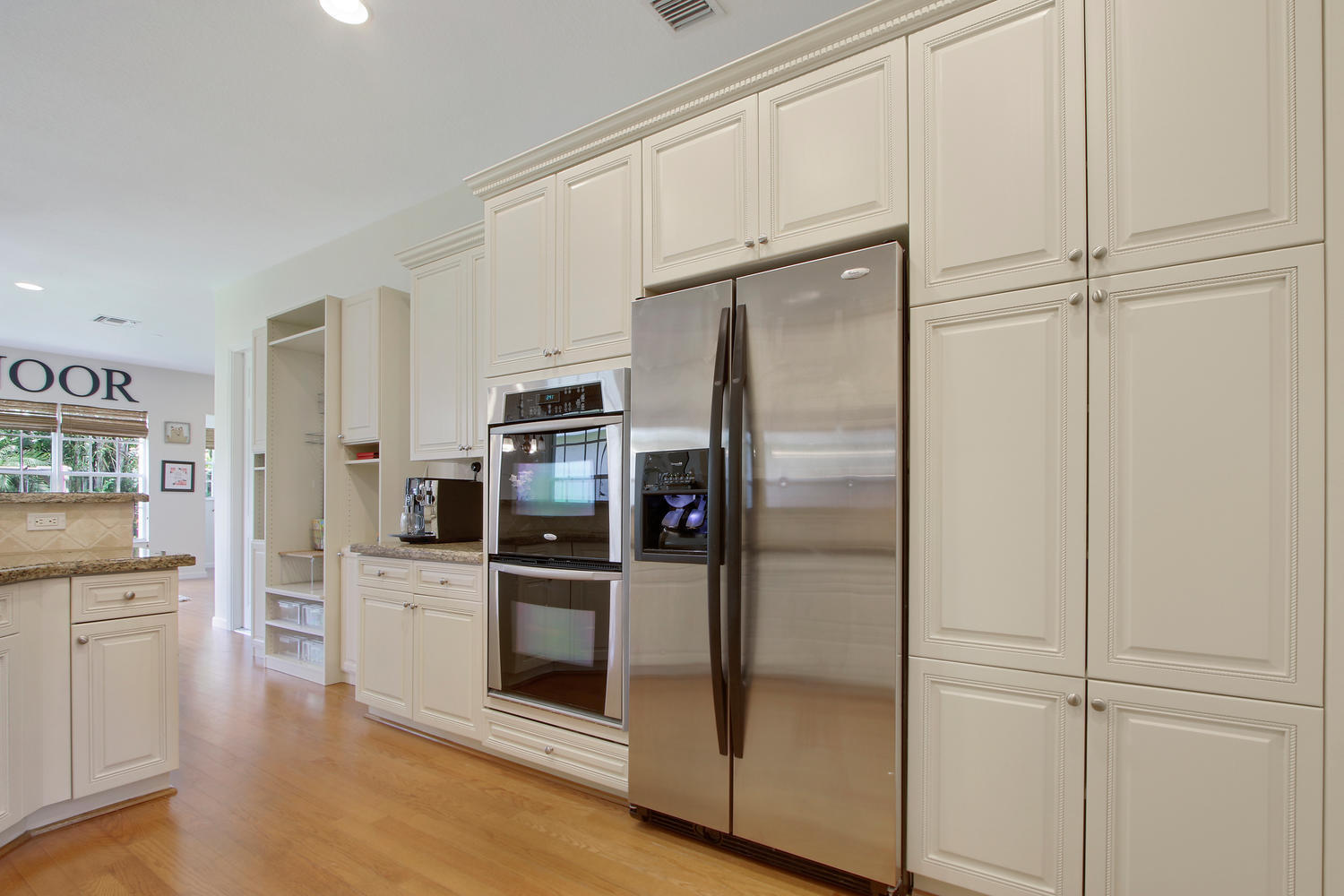 107 Via Azurra Jupiter, FL 33458 - Photo 6 of 23 107 Via Azurra Jupiter FL-large-007-21-K
