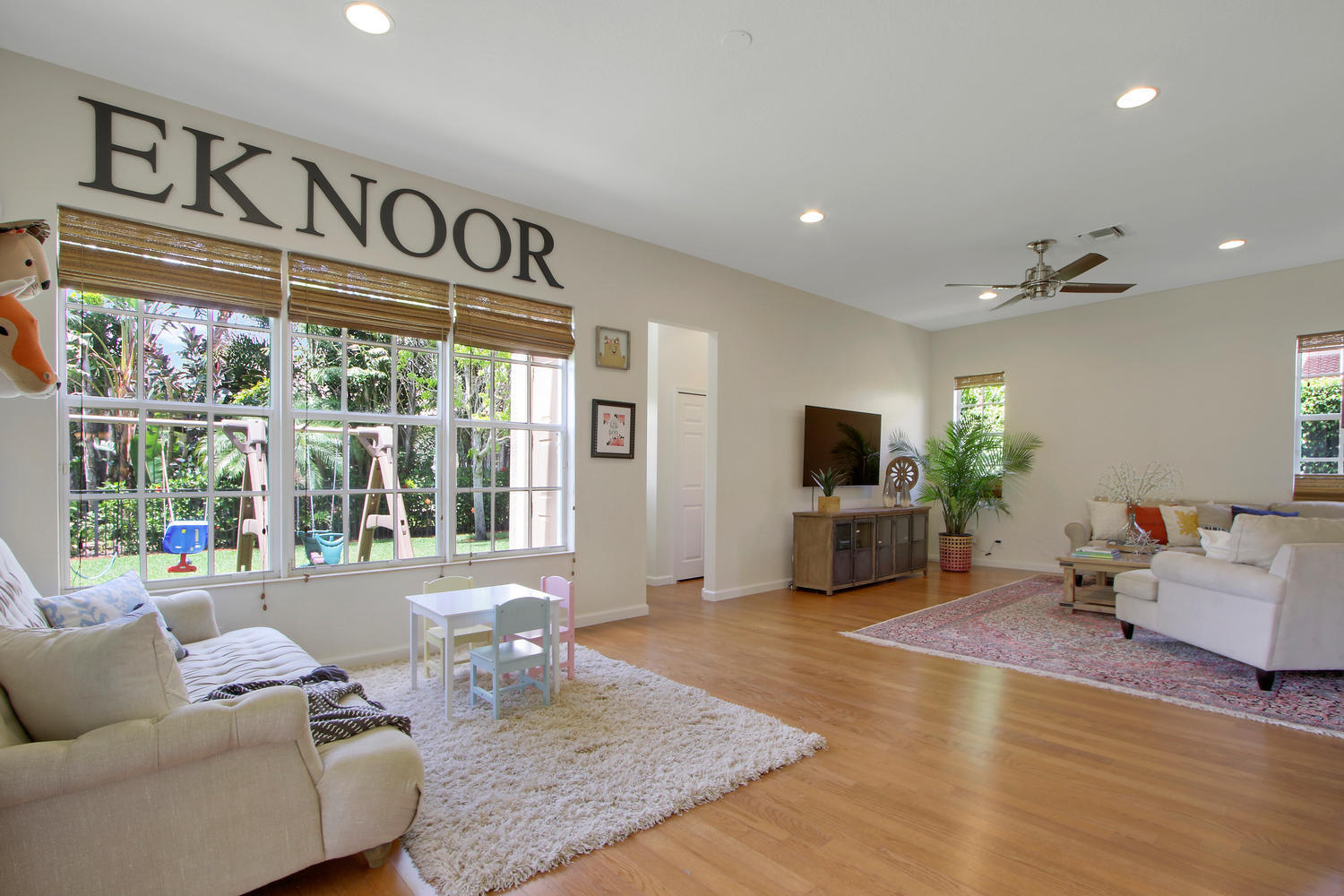 107 Via Azurra Jupiter, FL 33458 - Photo 9 of 23 107 Via Azurra Jupiter FL-large-010-18-F
