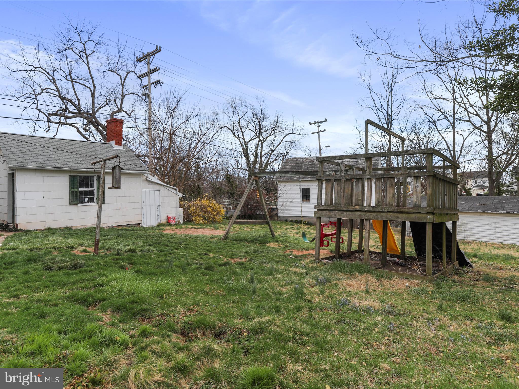 35 Middle Street Taneytown, MD 21787 - Photo 37 of 41 a view of a house with a yard