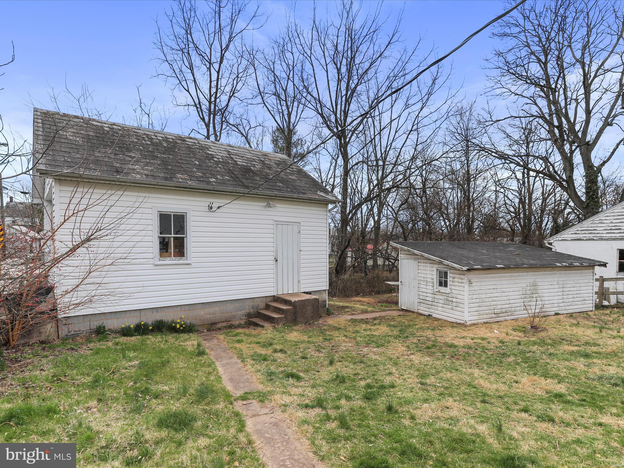 35 Middle Street Taneytown, MD 21787 - Photo 38 of 41 a house view with a backyard space