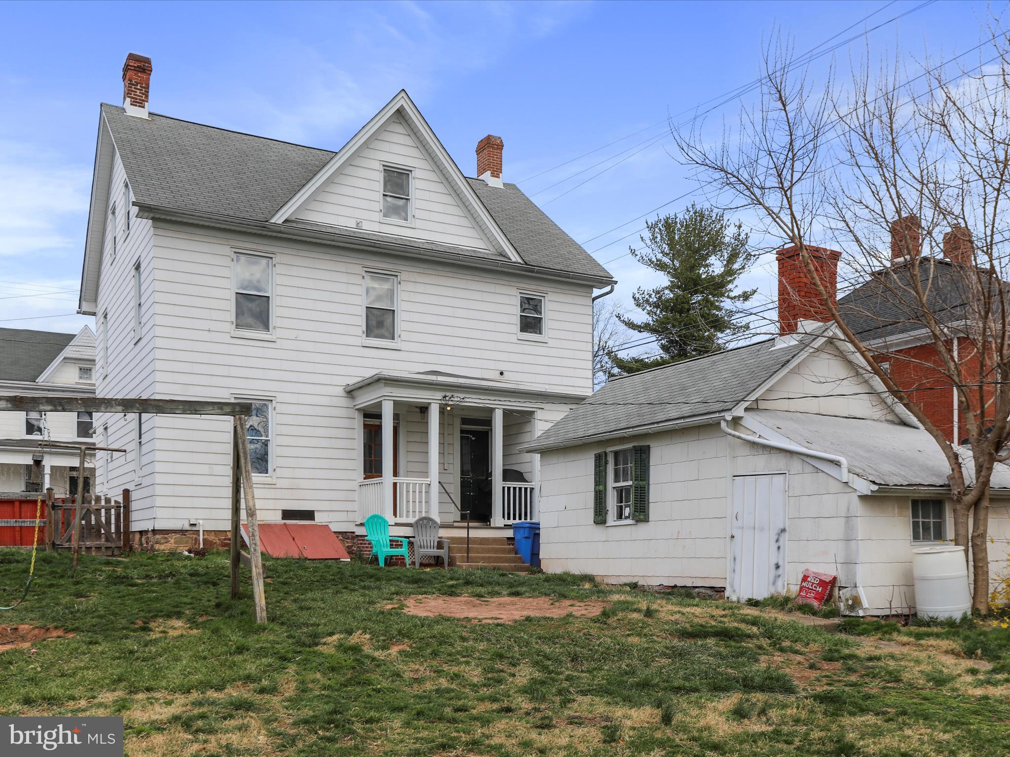 35 Middle Street Taneytown, MD 21787 - Photo 41 of 41 a front view of a house with a yard and garage