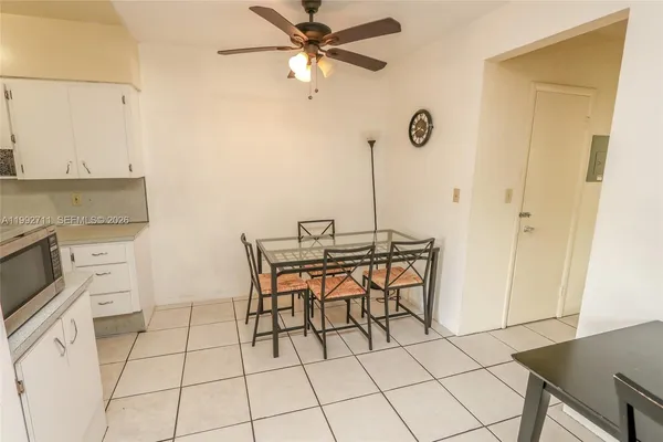 $2,000 | 1250 South Alhambra Circle, Unit 12A, Coral Gables, FL 33146