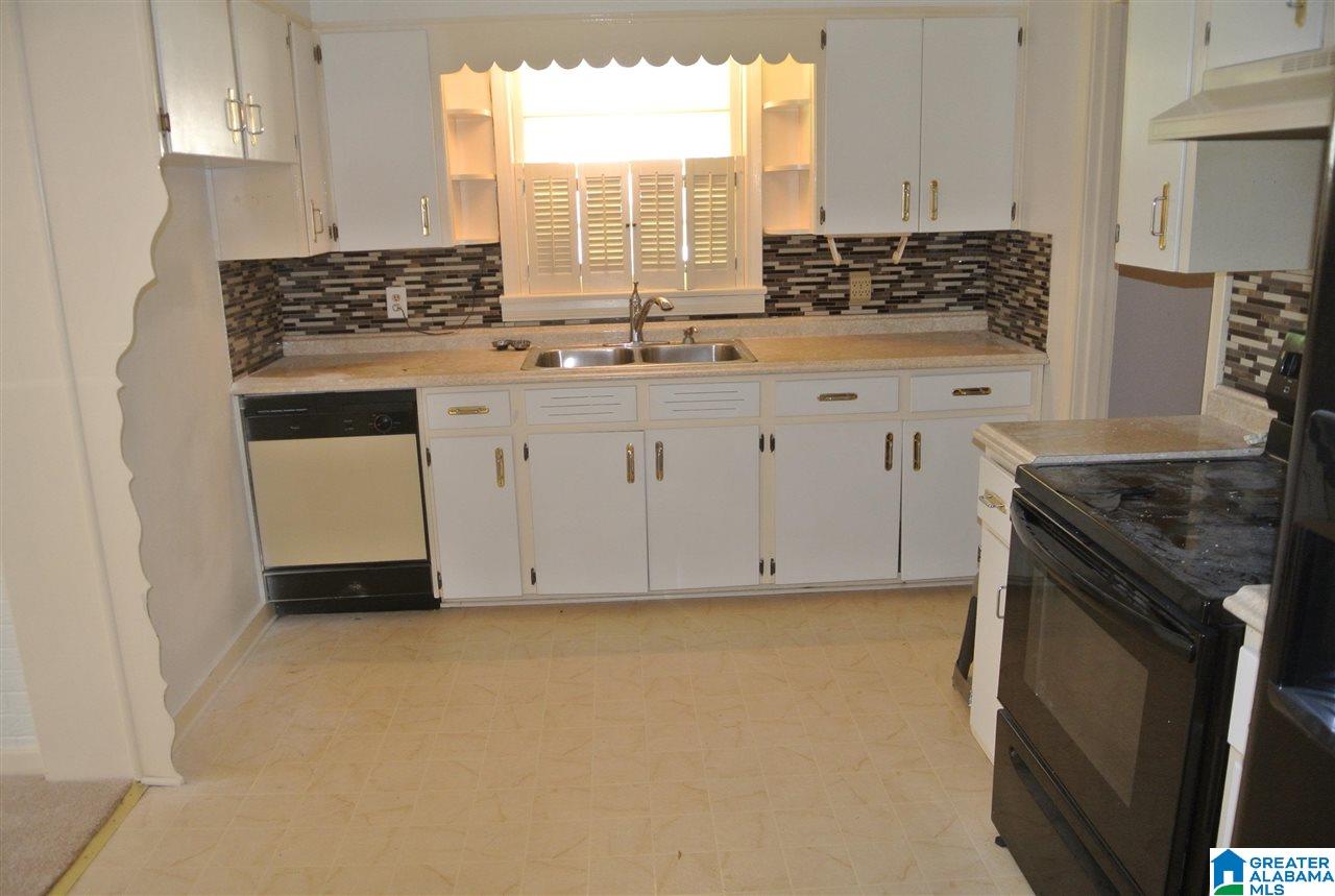 2516 7th Street Northeast Center Point, AL 35215 - Photo 2 of 26