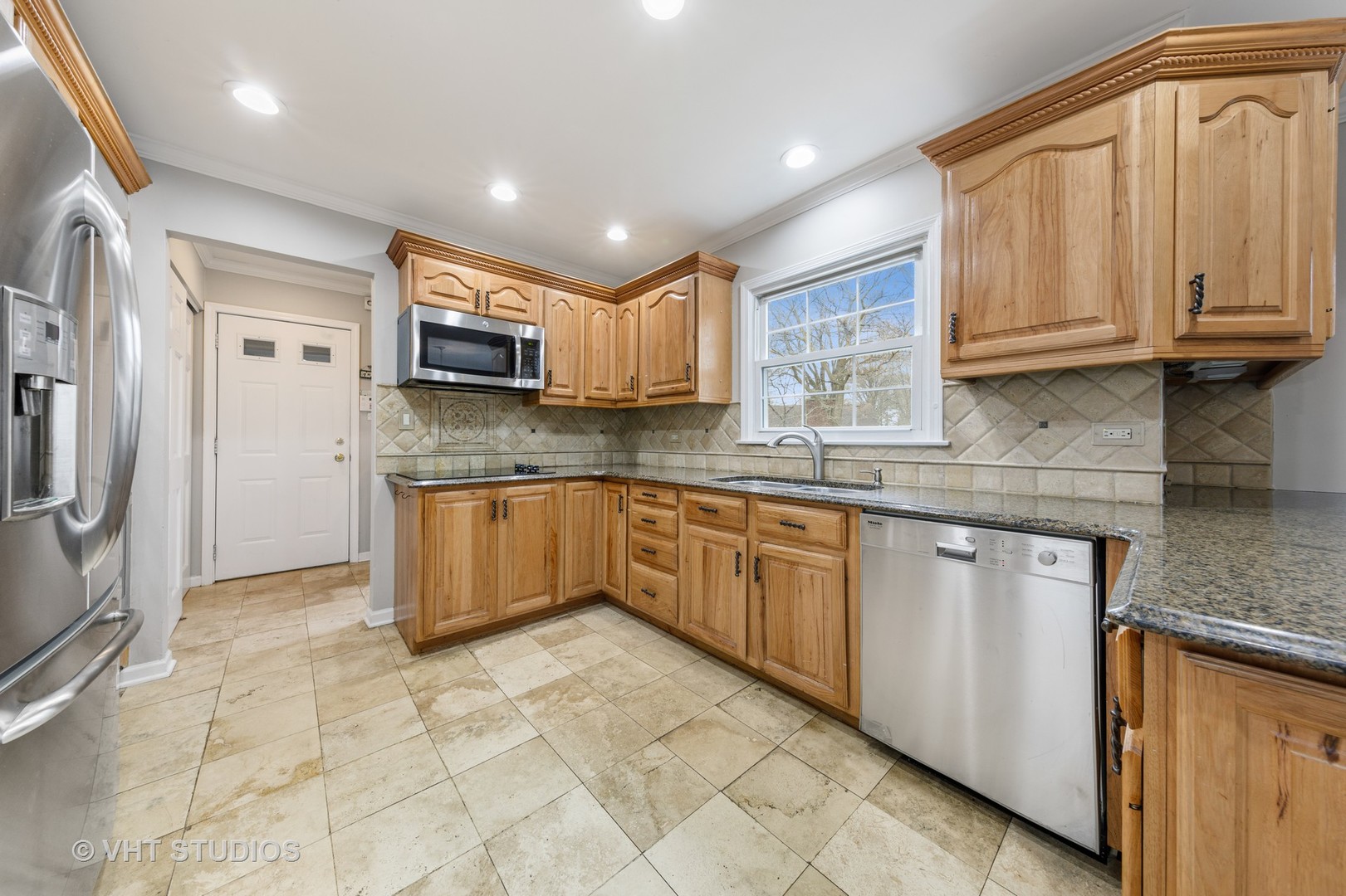 1100 Woodview Road Burr Ridge, IL 60527 - Photo 10 of 31