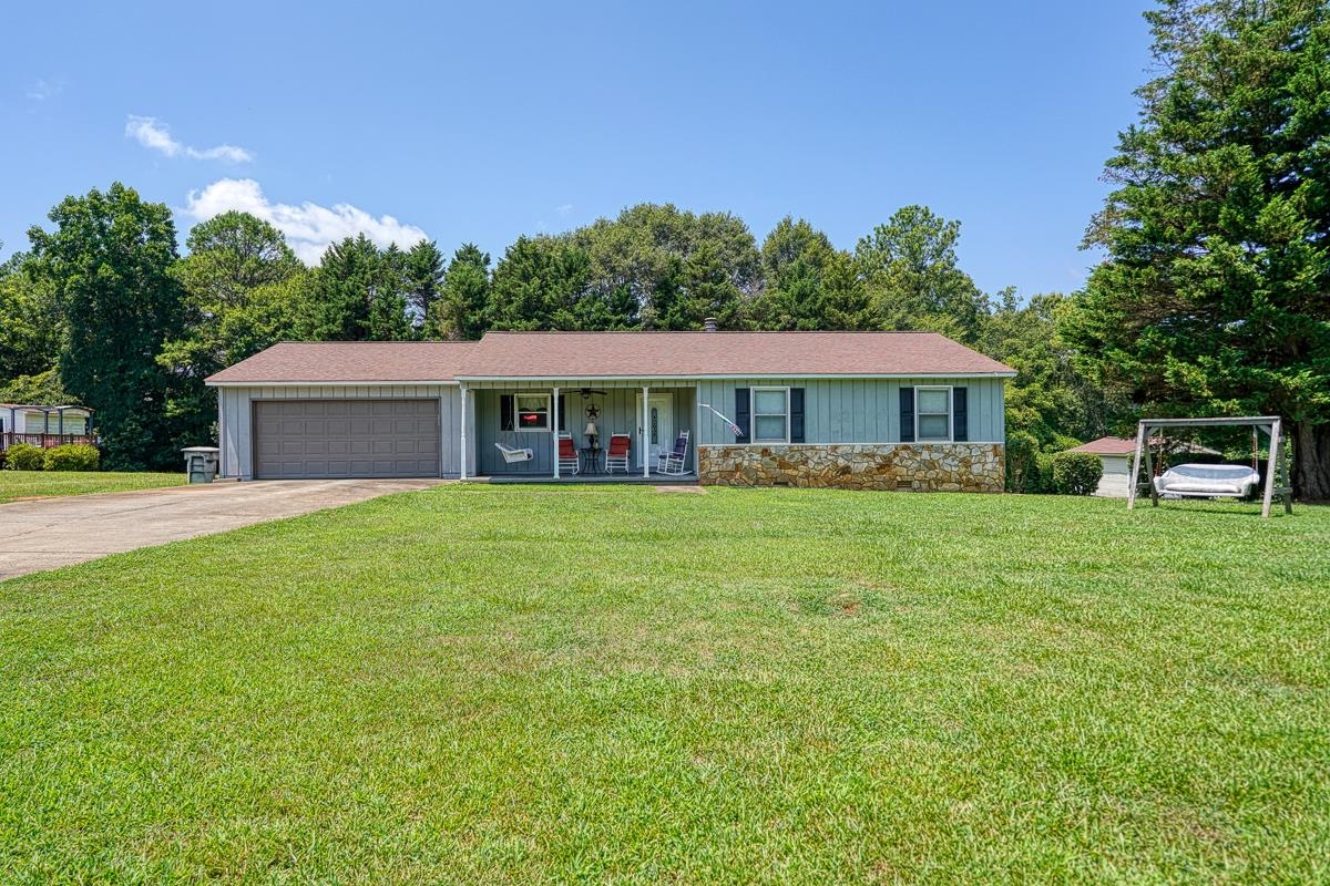 823 10th Street Gaffney, SC 29340 - Photo 2 of 28 Gallery Image 2