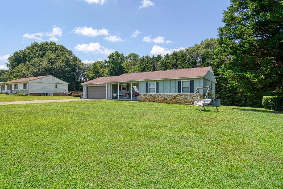 823 10th Street Gaffney, SC 29340 - Photo 4 of 28 Gallery Image 4