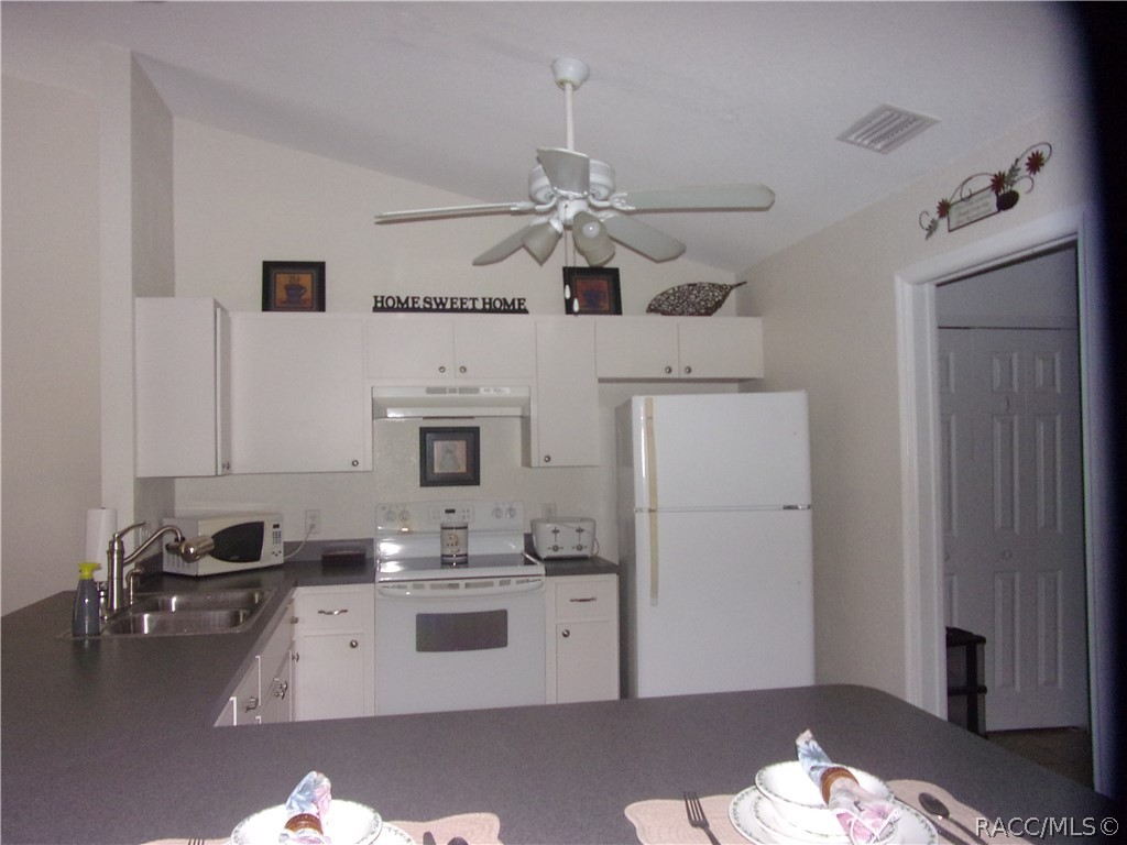2007 Colonade Street Inverness, FL 34453 - Photo 10 of 26