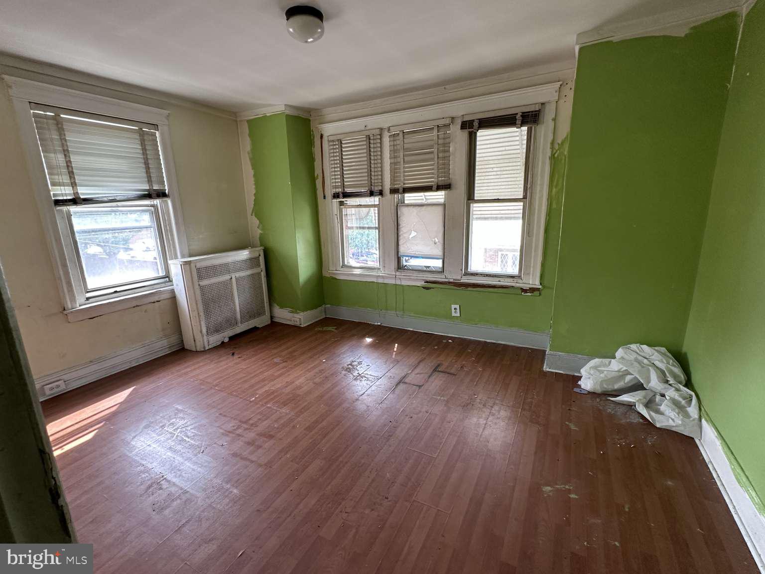 2255 South Bucknell Street Philadelphia, PA 19145 - Photo 5 of 6