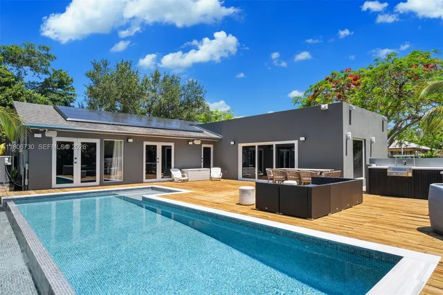 $1,699,000 | 5943 Southwest 62nd Street, South Miami, FL 33143
