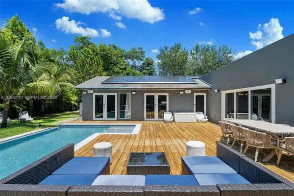 $1,675,000 | 5943 Southwest 62nd Street, South Miami, FL 33143