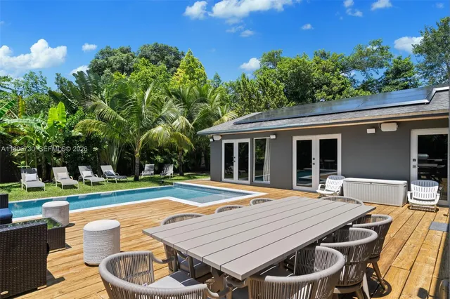 $1,699,000 | 5943 Southwest 62nd Street, South Miami, FL 33143