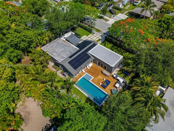 $1,675,000 | 5943 Southwest 62nd Street, South Miami, FL 33143