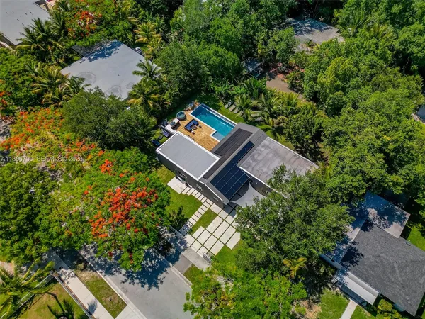 $1,675,000 | 5943 Southwest 62nd Street, South Miami, FL 33143