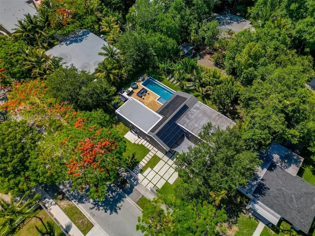 $1,699,000 | 5943 Southwest 62nd Street, South Miami, FL 33143