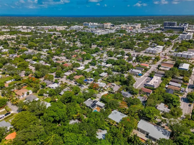 $1,699,000 | 5943 Southwest 62nd Street, South Miami, FL 33143