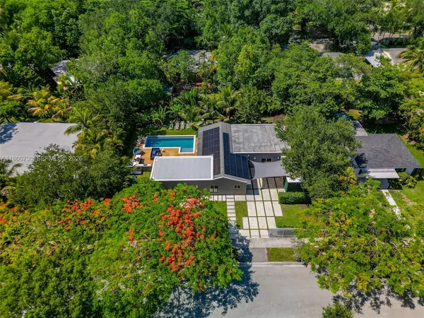 $1,675,000 | 5943 Southwest 62nd Street, South Miami, FL 33143
