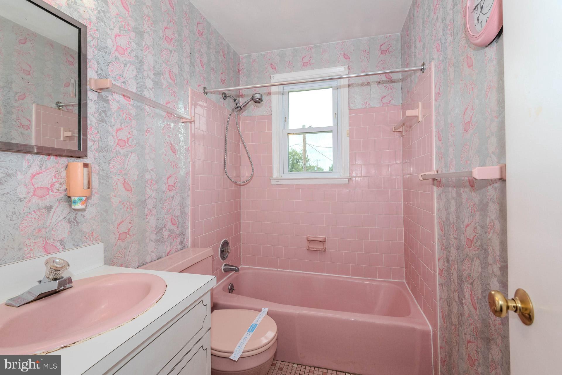 208 Ardmore Road Linthicum Heights, MD 21090 - Photo 27 of 58 a bathroom with a granite countertop bathtub shower sink vanity mirror and toilet