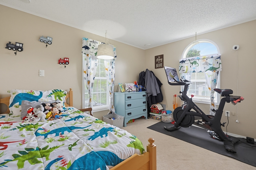 12 Fox Run Brookfield, MA 01506 - Photo 28 of 42