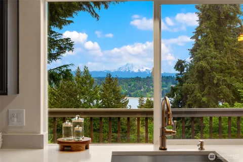 $974,998 | 8226 Granite Drive Northwest, Gig Harbor, WA 98329