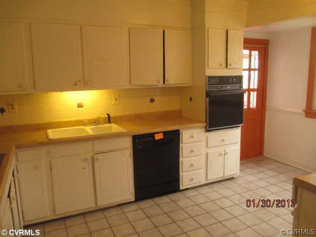 7903 Lycoming Road Henrico, VA 23229 - Photo 4 of 10 Kitchen