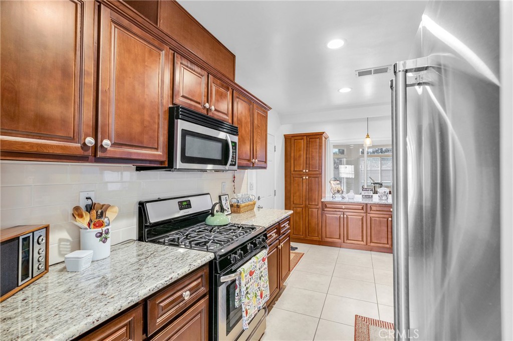 317 Greenbank Avenue Duarte, CA 91010 - Photo 15 of 49