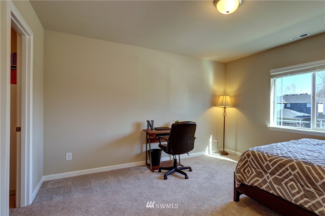 18704 40th Avenue Southeast Bothell, WA 98012 - Photo 17 of 25 Gallery Image 17