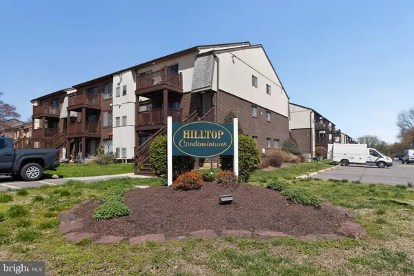 $224,900 | 5200 Hilltop Drive, Unit 470, Brookhaven, PA 19015