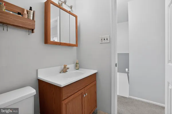 $224,900 | 5200 Hilltop Drive, Unit 470, Brookhaven, PA 19015