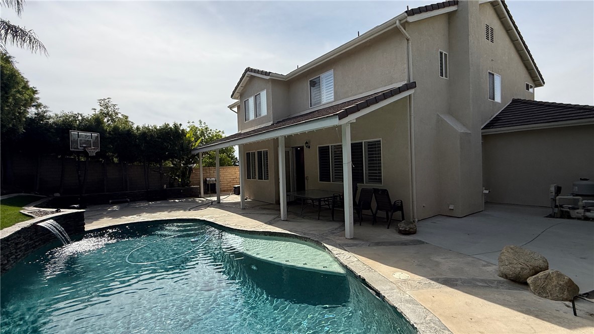 1571 Foothill Way Redlands, CA 92374 - Photo 6 of 54