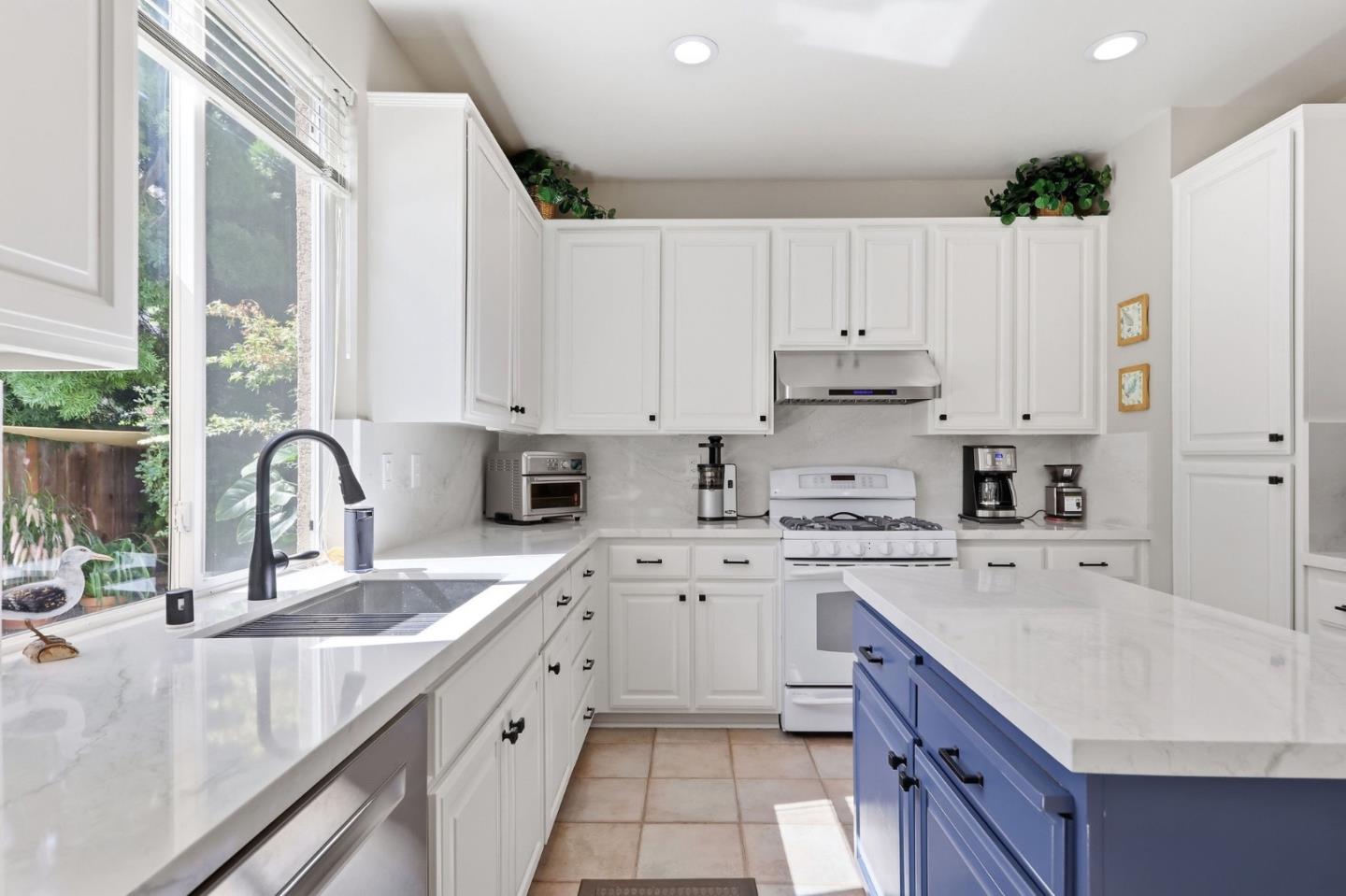 102 Triana Way San Ramon, CA 94583 - Photo 25 of 84 Gallery Image 25