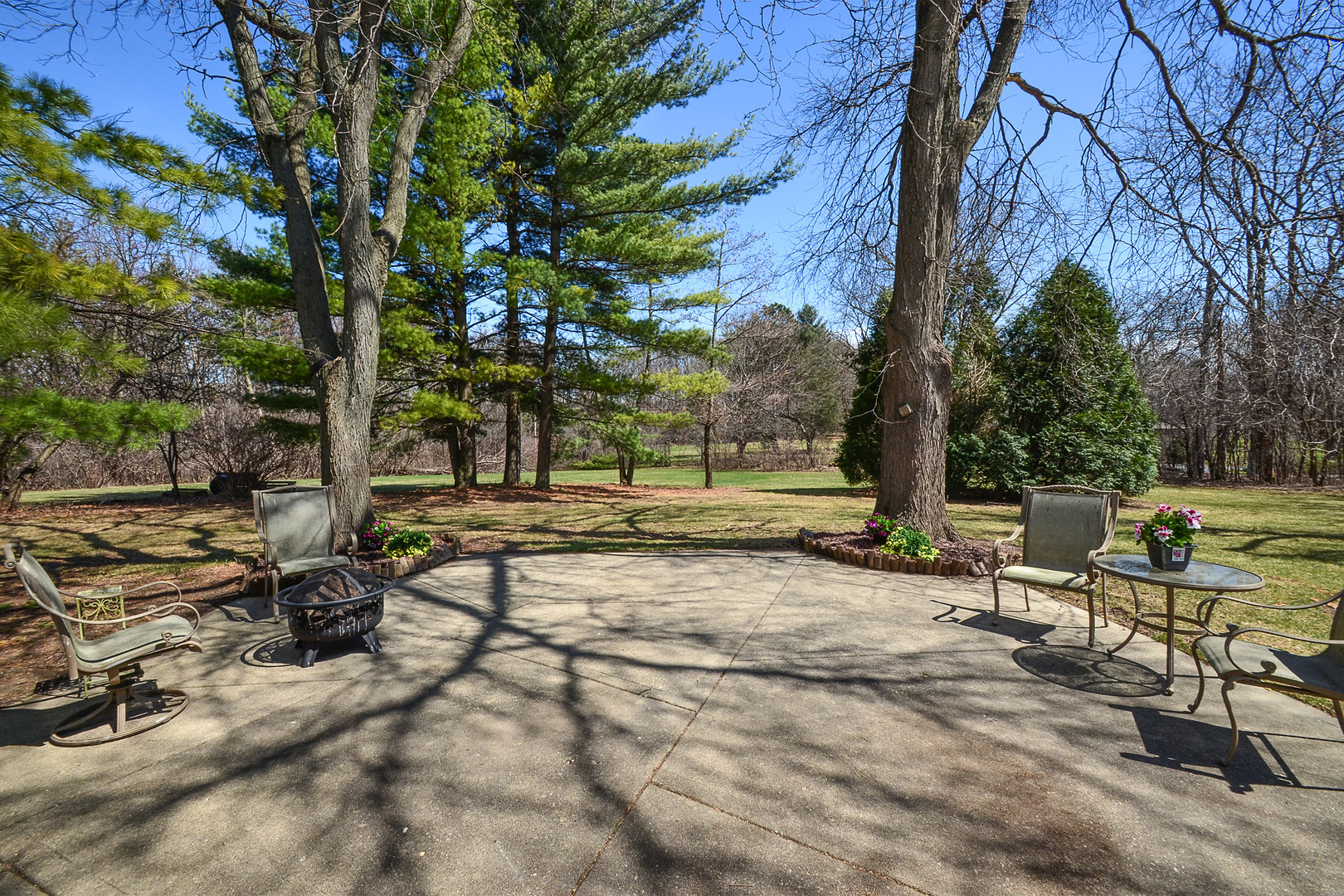 1850 West Tweed Road Inverness, IL 60067 - Photo 20 of 23 Gallery Image 20