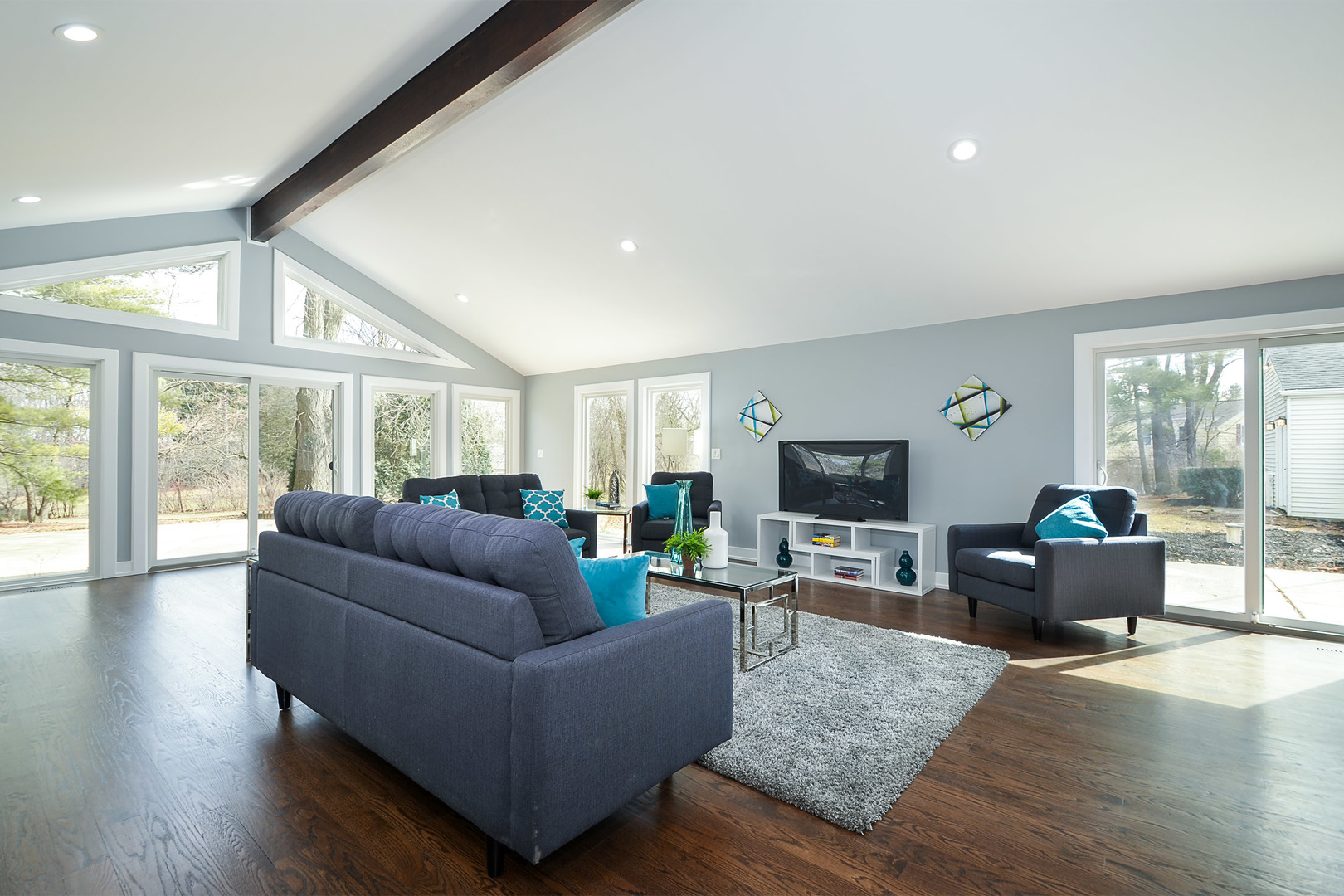1850 West Tweed Road Inverness, IL 60067 - Photo 8 of 23 Gallery Image 8
