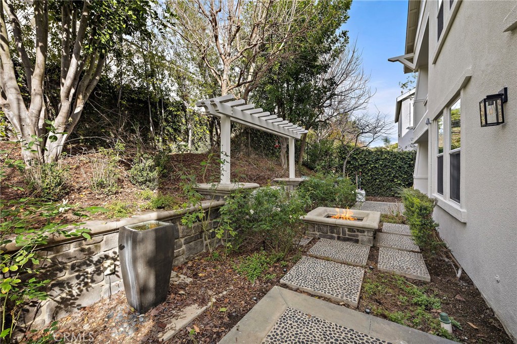 5 Citrus Lane Ladera Ranch, CA 92694 - Photo 49 of 54 a backyard of a house with outdoor seating