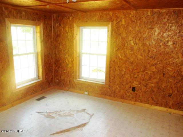 329 Gibbtown Road Merritt, NC 28556 - Photo 11 of 16 329 Gibbtown Bedroom 3
