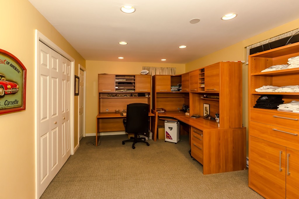16 Saddle Ridge Road Sudbury, MA 01776 - Photo 14 of 16