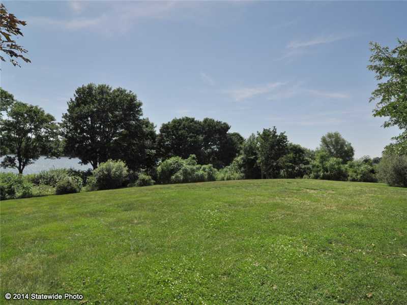 2389 Main Road Tiverton, RI 02878 - Photo 13 of 25 Yard/Garden.