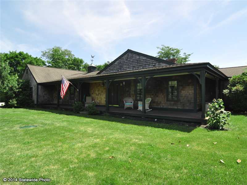 2389 Main Road Tiverton, RI 02878 - Photo 9 of 25 Facade/Exterior Front.