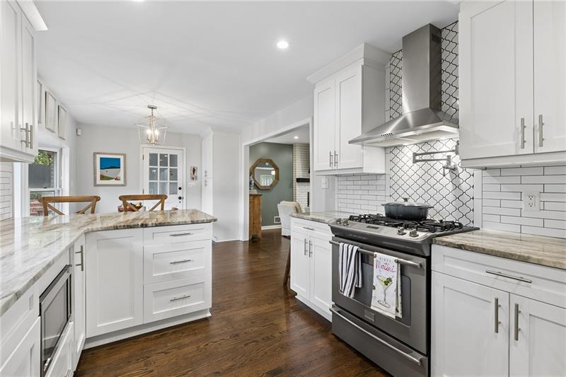 2544 Circlewood Road Northeast Atlanta, GA 30345 - Photo 12 of 60 Gallery Image 12