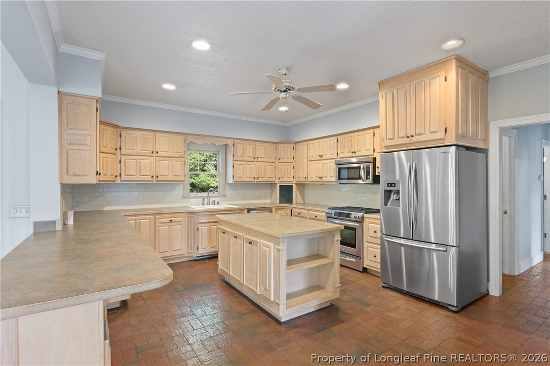 1811 Columbine Road Sanford, NC 27330 - Photo 20 of 50 Gallery Image 20