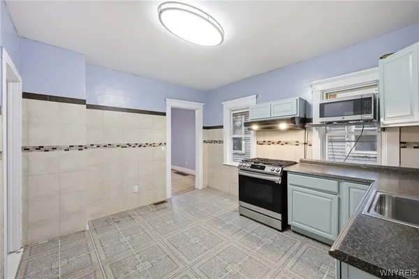 $269,900 | 189 Kingsley Street, Buffalo, NY 14208