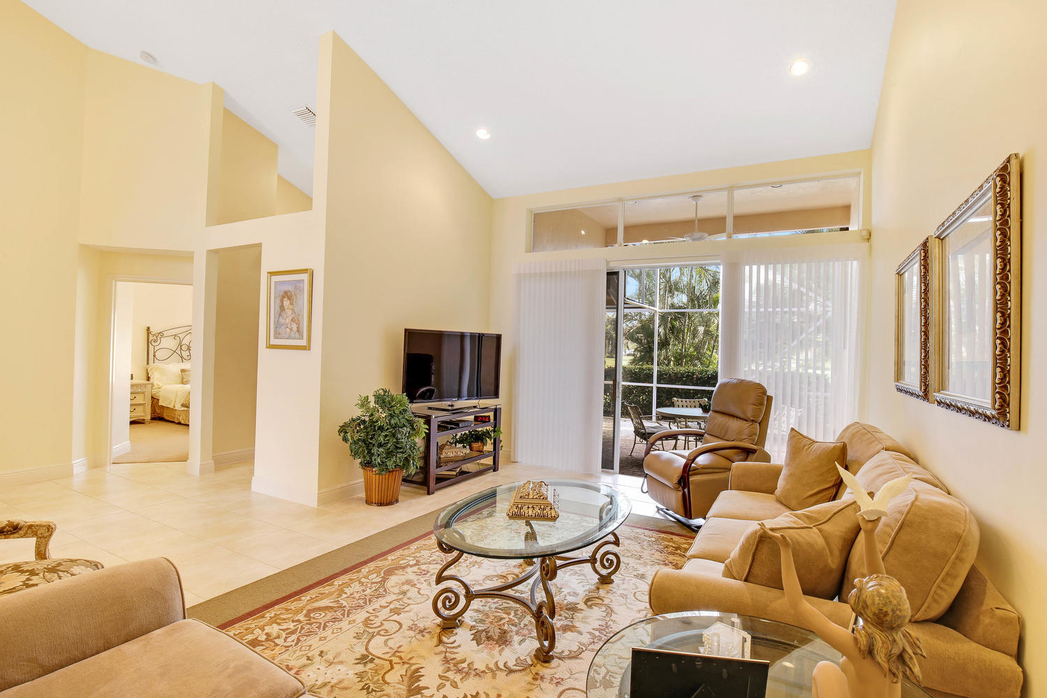 5022 Windsor Parke Drive Boca Raton, FL 33496 - Photo 4 of 20 Living Room 3