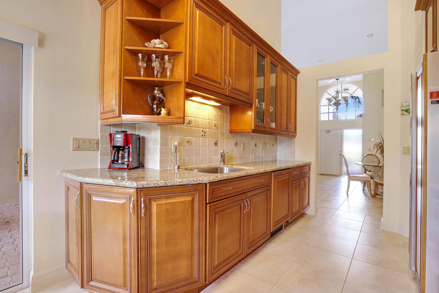 5022 Windsor Parke Drive Boca Raton, FL 33496 - Photo 8 of 20 Kitchen 2