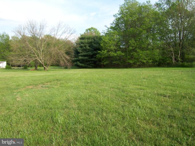 3 Old Frederick Rd Mount Mount Airy, MD 21771 - Photo 4 of 5 Exterior (General)