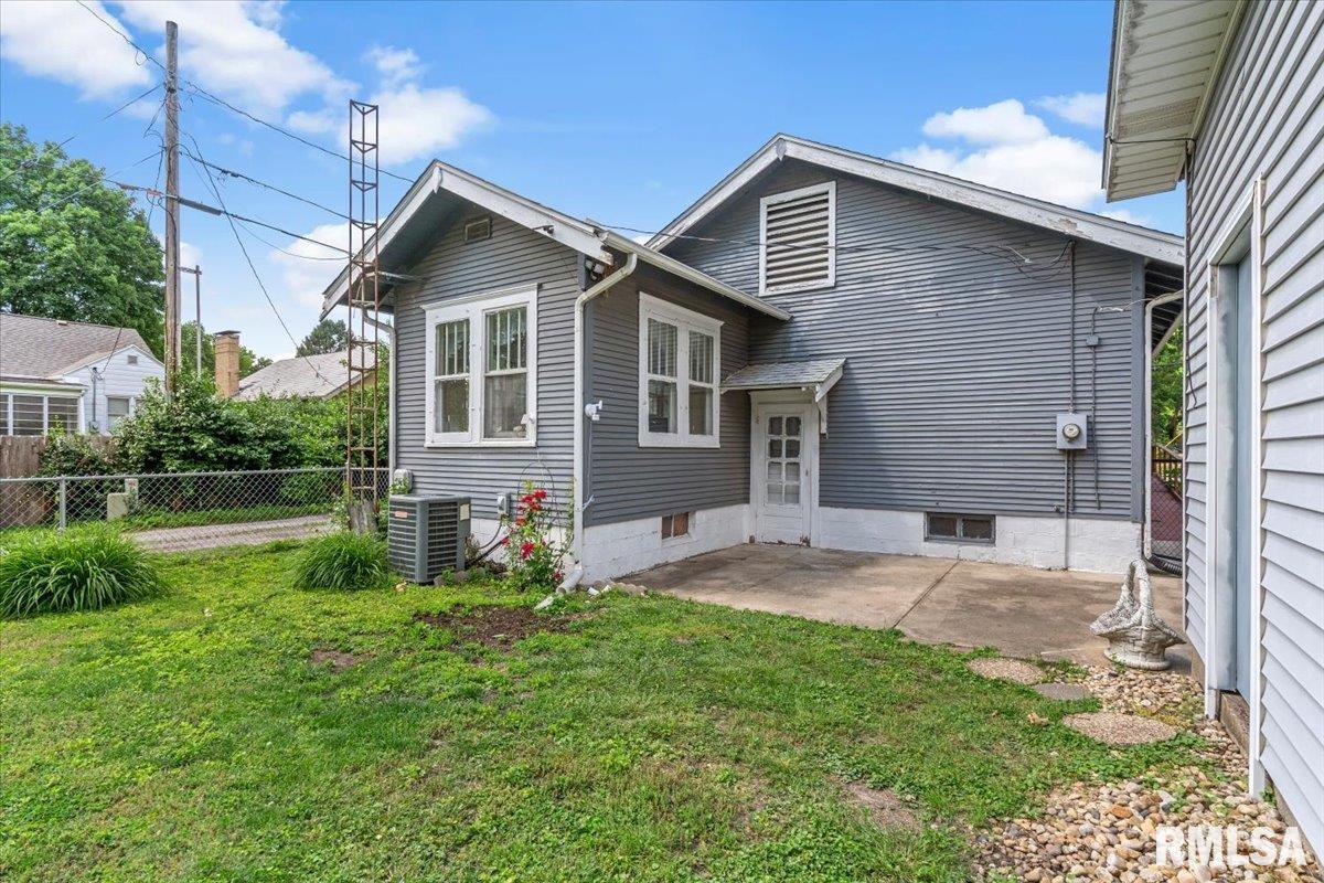 730 West Ash Street Springfield, IL 62704 - Photo 26 of 35
