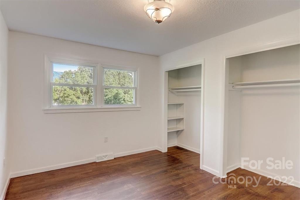 203 Mountain View Road Marion, NC 28752 - Photo 20 of 47 Gallery Image 20