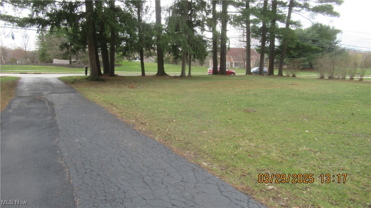 36505 Pettibone Road Solon, OH 44139 - Photo 3 of 24 View of street