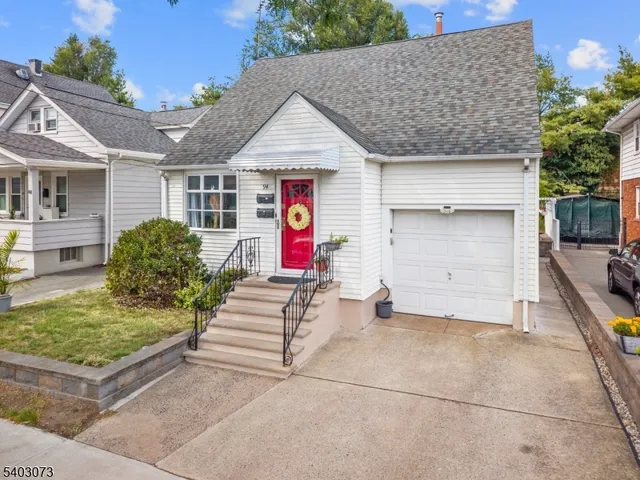 a front view of house with yard